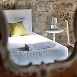 Borgo Alveria * Villa Vela