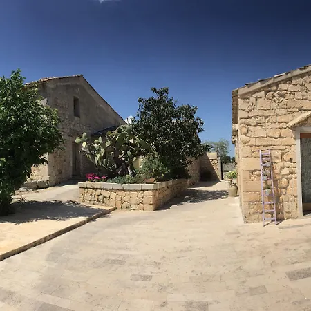 Lantställe Borgo Alveria