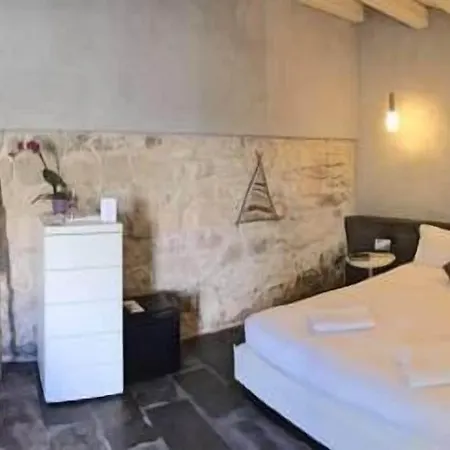 Borgo Alveria * Villa Vela