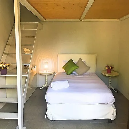 Borgo Alveria * Villa Vela