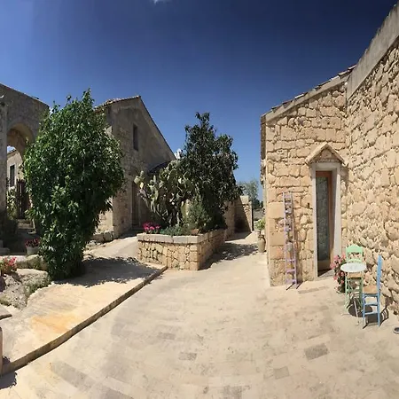 Borgo Alveria * Villa Vela